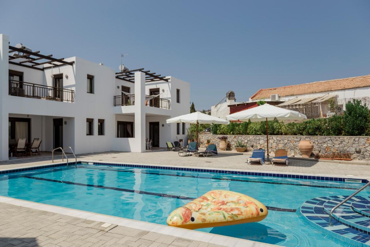 Villa The Corner House At Gennadi Court Exterior foto