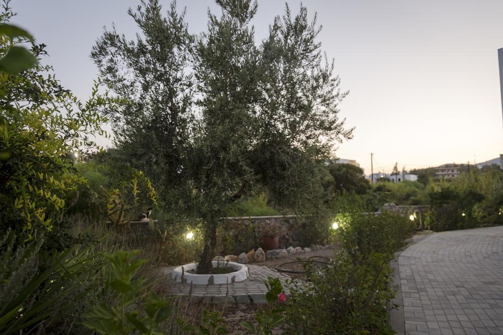 Villa The Corner House At Gennadi Court Exterior foto